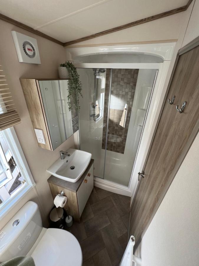 Anchors Rest - Family Caravan - Haven Lytchett Minster المظهر الخارجي الصورة
