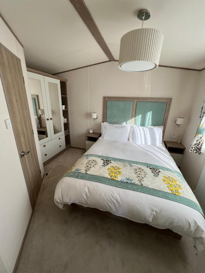 Anchors Rest - Family Caravan - Haven Lytchett Minster المظهر الخارجي الصورة